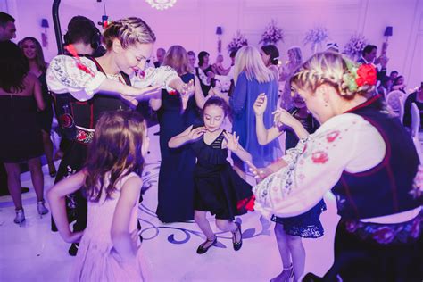 Beautiful & Stylish Arlington Estate Wedding Photography by Avangard ...