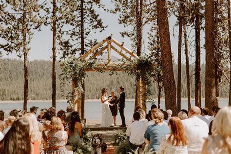 Michigan Campground Wedding Venues: Rustic Charm & Natural Beauty