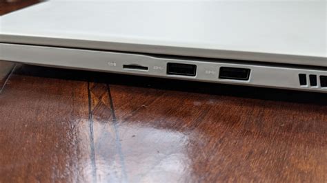 Alienware M17 R3 Trim 的图像结果