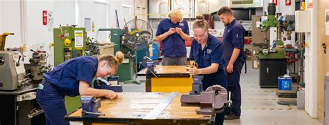 Design and Technologies Class 的图像结果