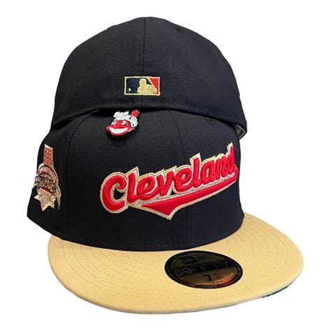 New Era Cleveland Indians 59FIFTY Fitted Hat Cap Navy With Chief Wahoo Pin