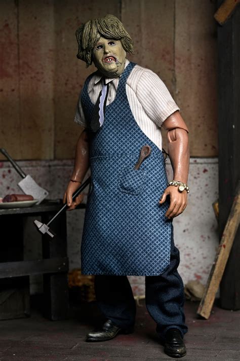 NECA Texas Chainsaw Massacre Leatherface Lady Clothed Figure