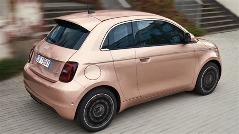 New Fiat 500 electric: Everything you need to know | TotallyEV