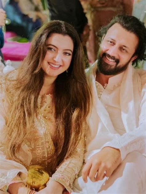 Stylish looks of Atif Aslam's stunning wife Sara Bharwana | Times of India