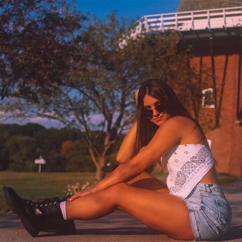 DELANIE RAE🏹 | golden | Instagram