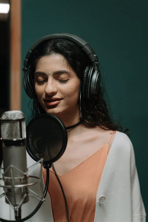 What’s the Key Difference Between Soprano and Mezzo Soprano?