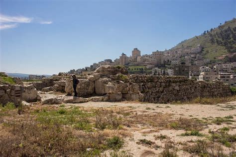 Uncovering the Bible's Buried Cities: Shechem | ArmstrongInstitute.org