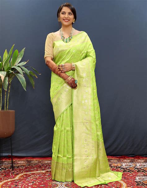Light Lime Green Silk Handloom Saree With Zari Weaving Work – Sareewave