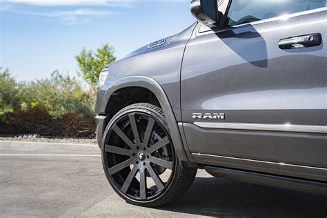 Shaquille O'Neal Tunes His 2019 Ram 1500 With Forgiato Wheels ...