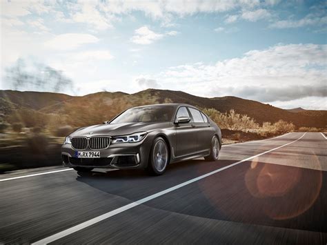 BMW 760Li & 760i Revealed with Newly Developed 6-Liter V12 Twin Turbo ...