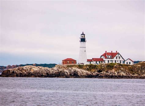 5 Lighthouses to See Near Portland, Maine