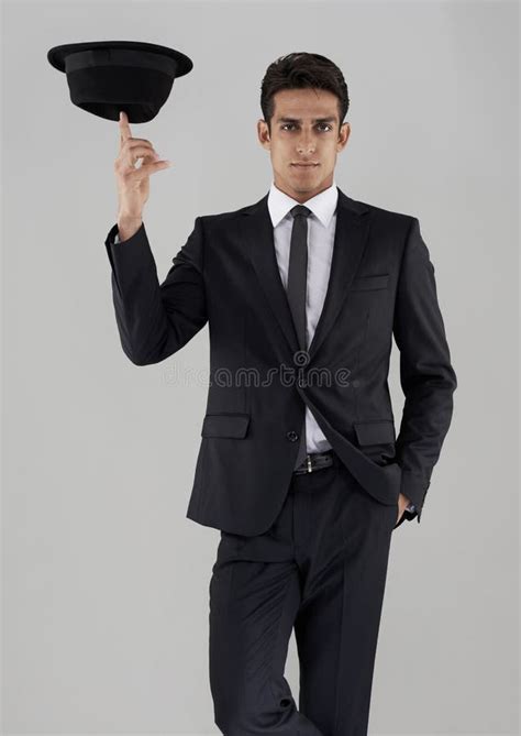 Man Business Suit HandsUp 的图像结果