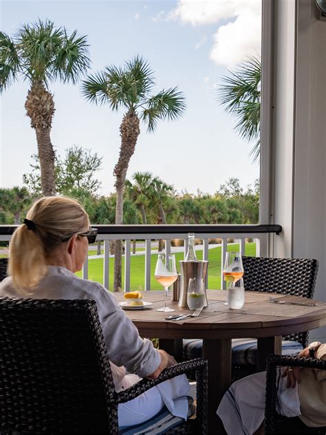 Clubhouse - Coral Creek Golf Club