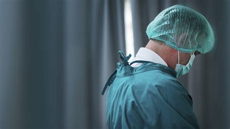 General Surgery Board Review: 4 Best Resources for the Qualifying Exam