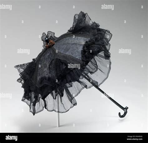 Stern brothers hi-res stock photography and images - Alamy