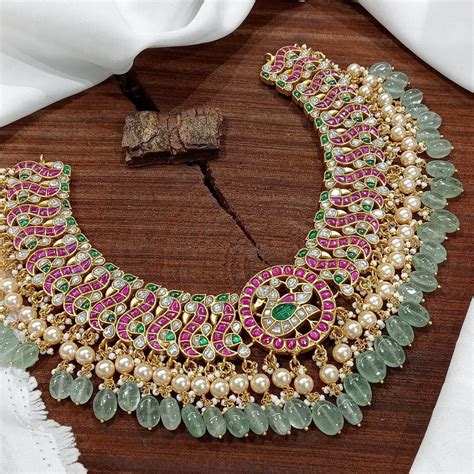 Jaadu Kundan Stones Bridal Necklace – Nakshatra Jewels