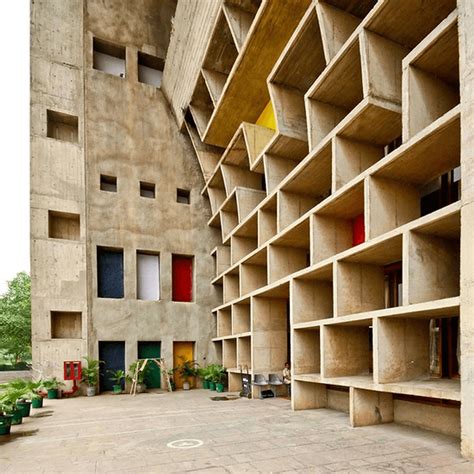 Le Corbusier's City Beautiful: India's First Post Independence Marvel ...