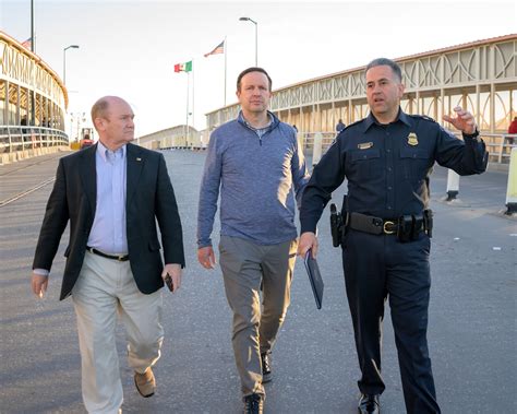 Chris Murphy in border talks as Congress seeks to pass aid