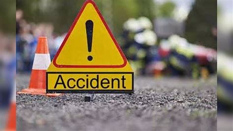 Two fall from flyover as bike hits ledge in Puzhal, injured