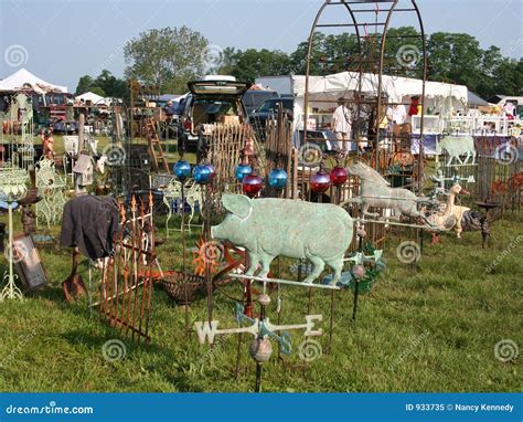 Flea Market 的图像结果