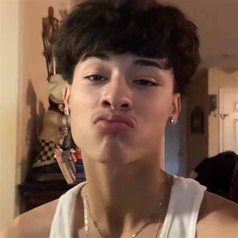 Mexican Men, Cute Relationship Photos, Cute Relationships, Edgars ...