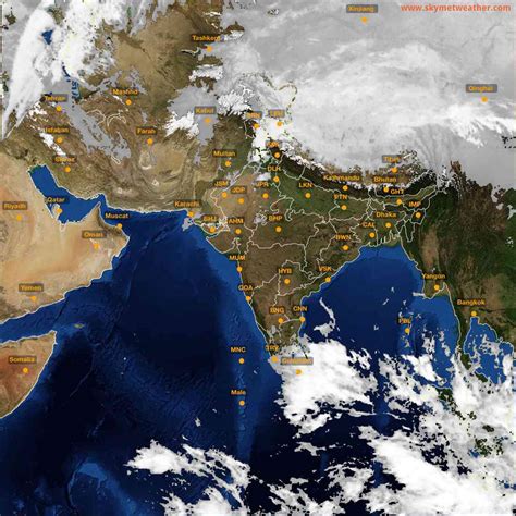 Live INSAT-3D Satellite Image India: Cloud & Rain Animation (2025) | Skymet