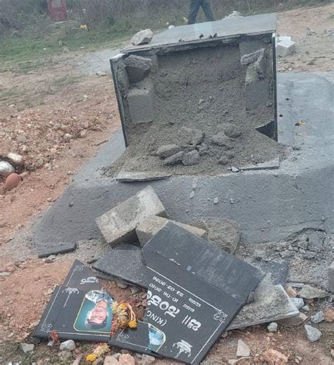 ಸಂಕೇತ್ ನ ಸಮಾದಿಯನ್ನೂ ಬಿಡಲಿಲ್ಲ ದುಷ್ಕರ್ಮಿಗಳು-The criminals did not even ...