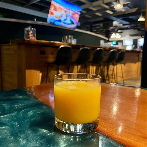 BEST WESTERN HIGH ROAD INN (Edson, Alberta) - Hotel Reviews, Photos ...