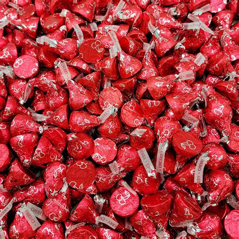 Hersheys Kisses Cherry Cordial - Milk Chocolate Filled with Cherry ...