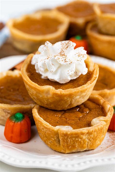 Easiest Mini Pumpkin Pies EVER - Crazy for Crust