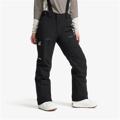Women's Ski & Snowboard Trousers | RevolutionRace