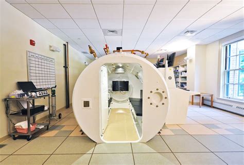 Podcast: What is hyperbaric oxygen therapy? | Northwell Health