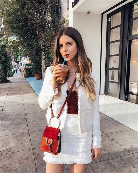 46 Fabulous First Date Outfit Ideas For Women