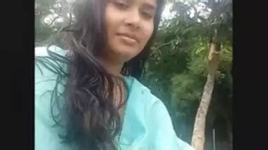 Horny Desi Girl Showing Boob And Fingering Pissing Videos - Indian Porn ...
