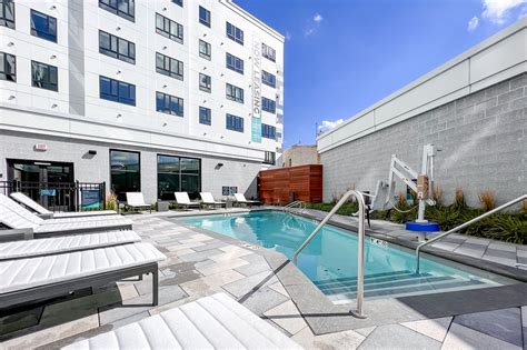 Tour - Mosaic Apartments