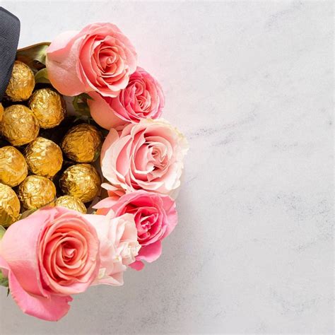 6 Pink Roses with 10 Ferrero Rocher Chocolates freeshipping ...