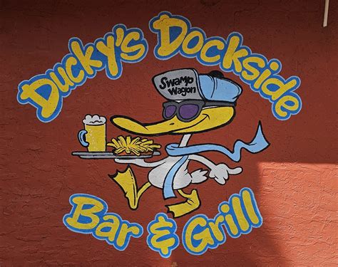 Ducky’s Dockside Bar & Grill - Outdoors In Florida
