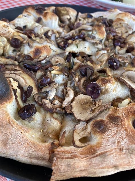 Biga Wood Fired Pizzeria - Kirtland Ohio Restaurant - HappyCow