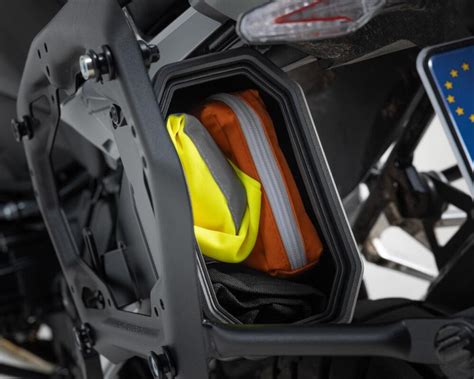 SW Motech TRAX Toolbox (KFT.00.152.30300/B)– Moto Central