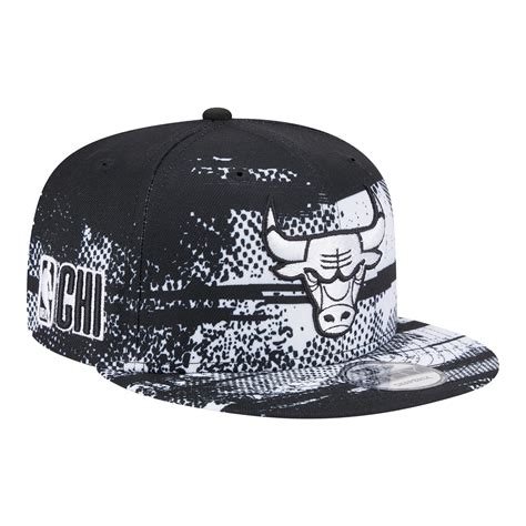 Chicago Bulls Hats & Accessories – Official Chicago Bulls Store
