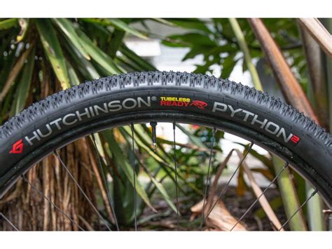 HUTCHINSON Python 2 folding tyre Hardskin Tubeless Ready - 26 x 2,25 inches