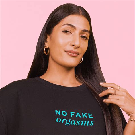 No Fake Orgasm T-Shirt - Oversized Black Tee | Leezu's