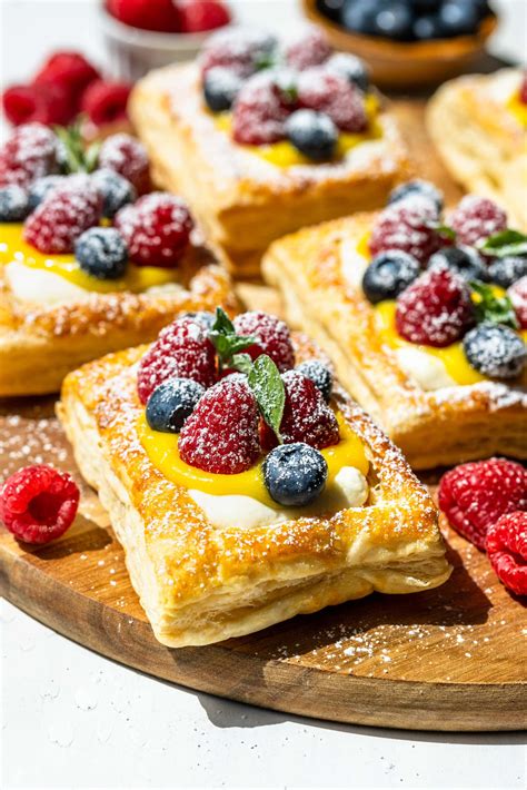 Mascarpone Puff Pastry - Pies and Tacos