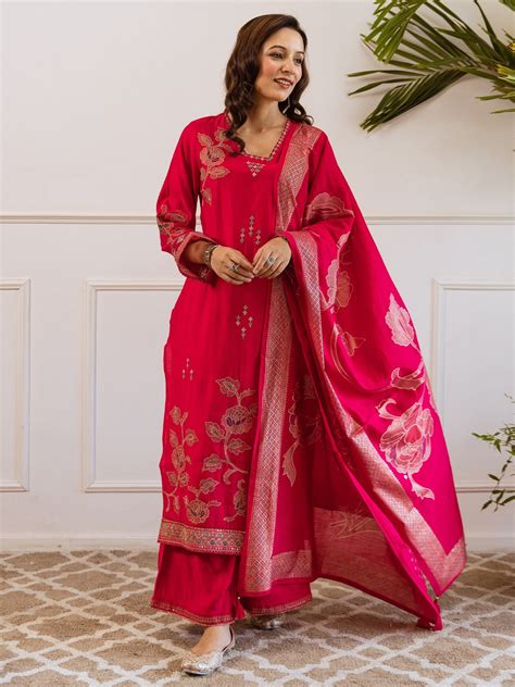 friendshipday outfit, teachers day outfit idea, rakhi outfit ideas ...