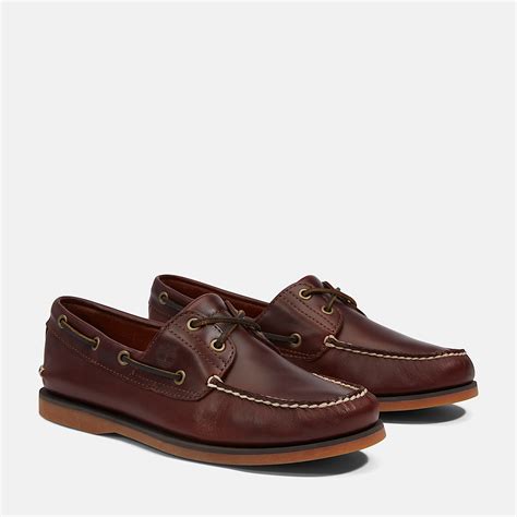 Classic Boat Shoe for Men in Brown