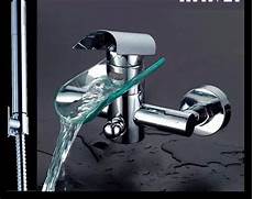 rubinetto vasca rubinetto miscelatore a cascata con doccino per vasca rubinetto vasca rubinetto miscelatore a cascata con doccino per vasca