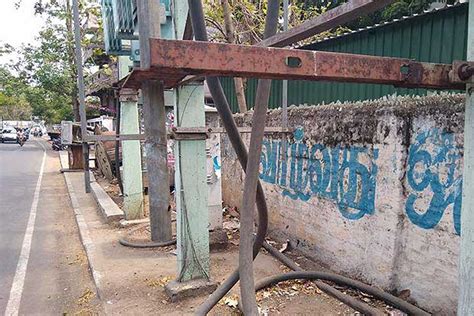 Citizen Connect: Transformer eats up pavement space, reaches till road ...