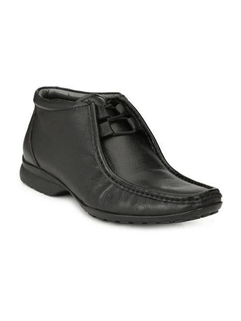 Men Boots | Buy Leather Boots for Men Online at Best Prices in India