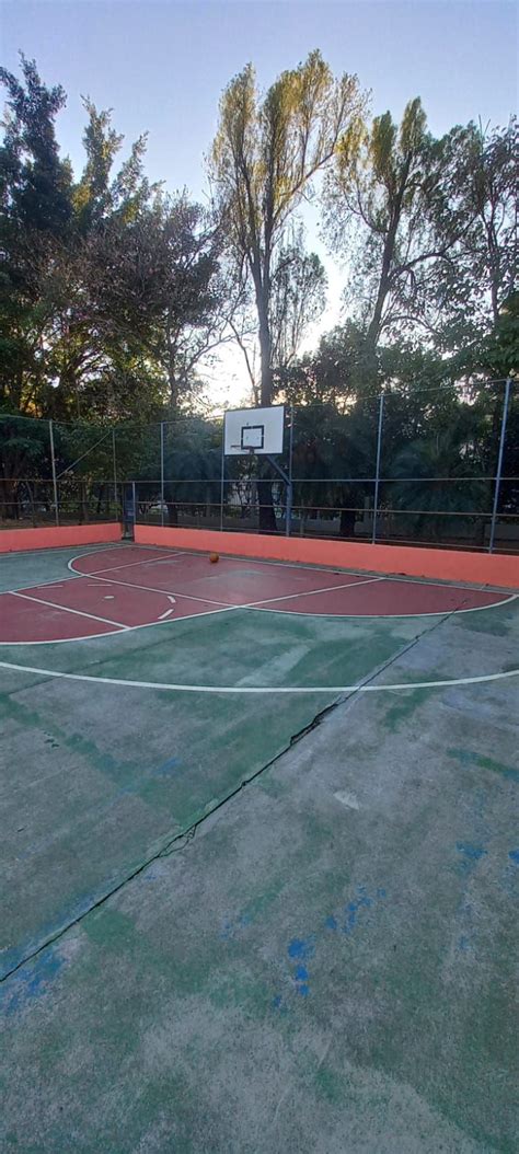Santa Maria Basketball Court: Parque Santa Maria - Courts of the World