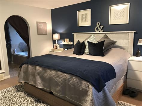 navy blue and white bedroom ideas